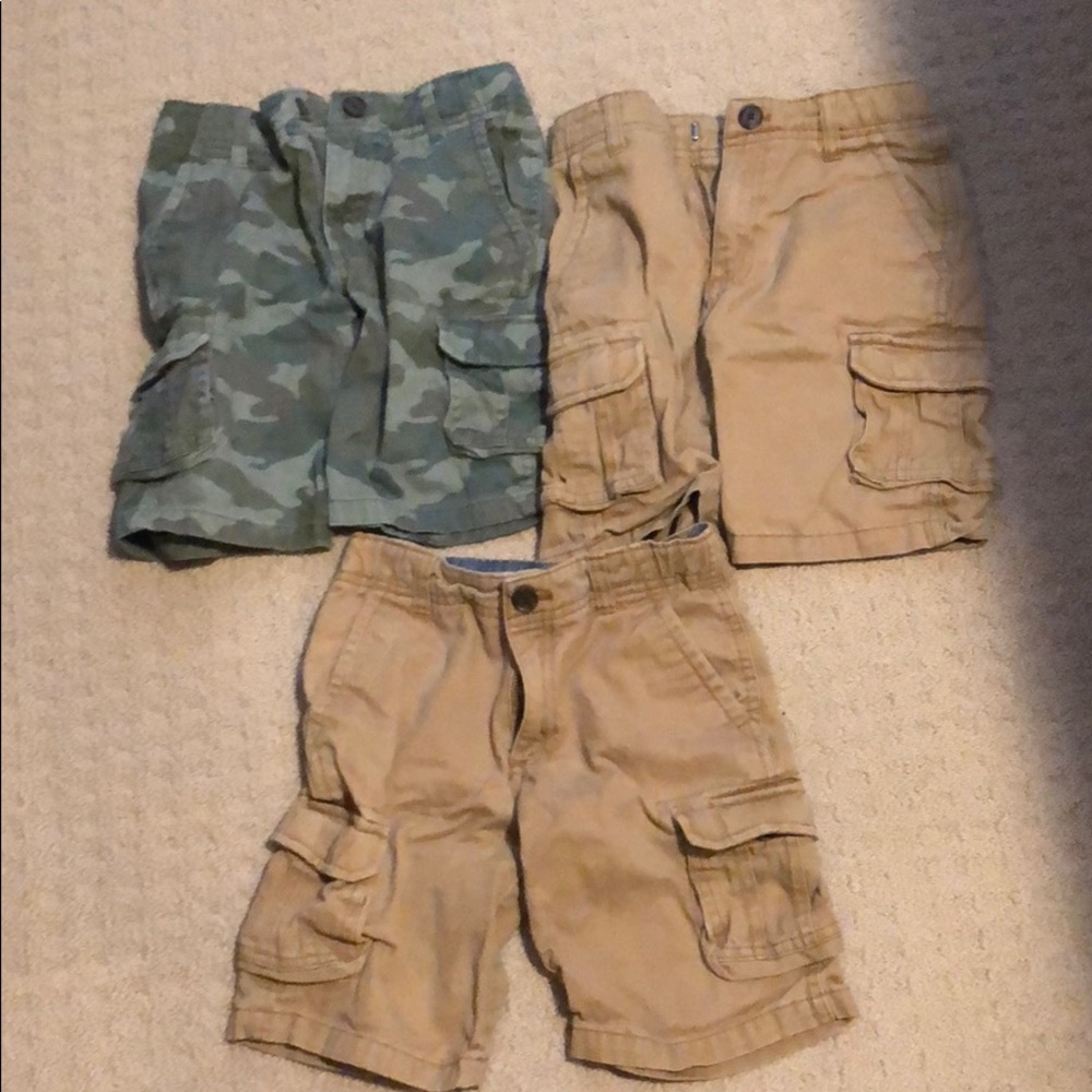 3 boys size 6 shorts.
